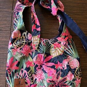 Floral Pink and Green Women's Bag
Vera Bradley